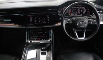 
										2019 Audi Q8 55TFSI Quattro full									