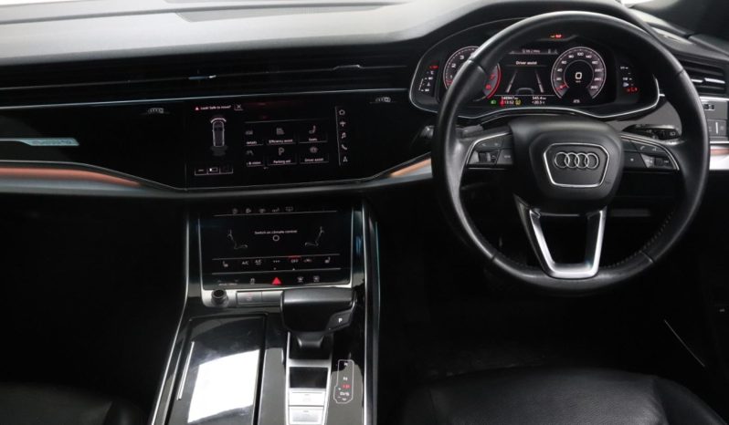 
								2019 Audi Q8 55TFSI Quattro full									