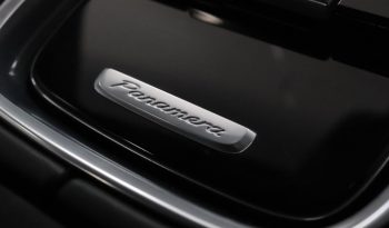 
										2019 Porsche Panamera GTS Sport Turismo full									