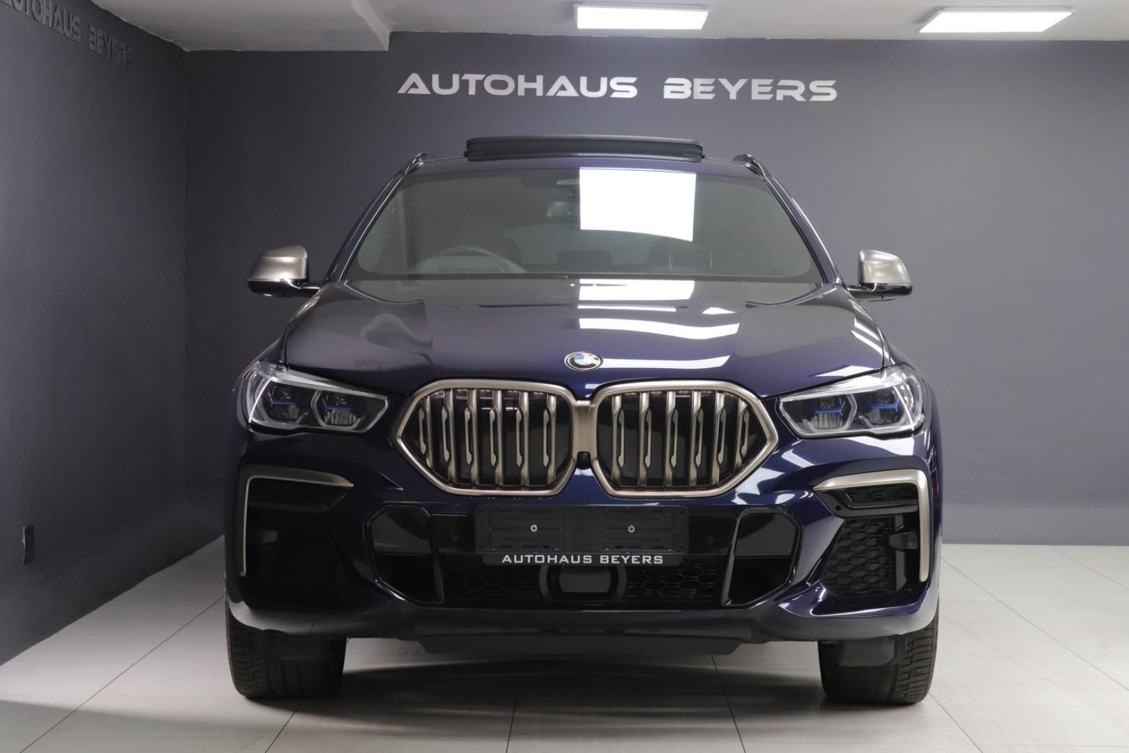 2021 BMW X6 M50i