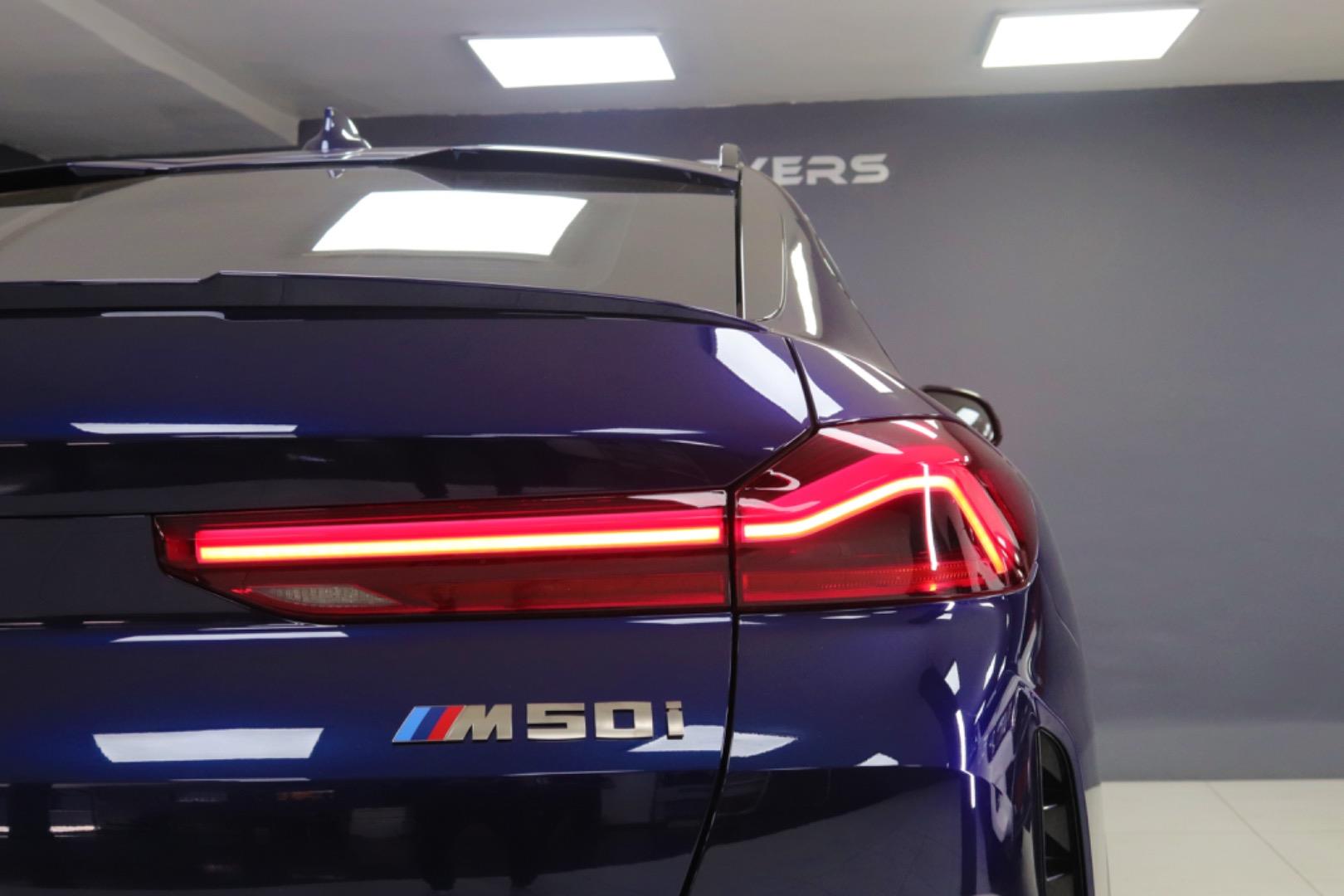 2021 BMW X6 M50i