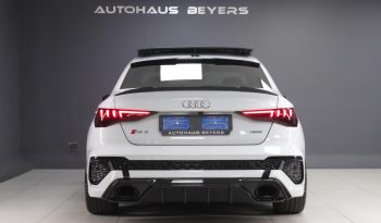 
										2022 Audi RS3 Sedan Quattro full									