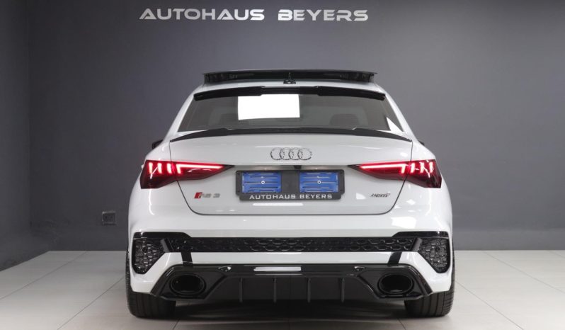 
								2022 Audi RS3 Sedan Quattro full									