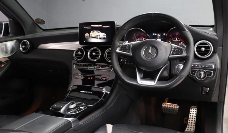 
								2020 Mercedes-AMG GLC GLC63 S 4Matic+ full									
